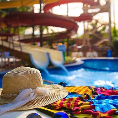 Hotel Golden Dolphin Com Cafe Da Manha! Piscinas 24H 卡达斯诺瓦斯 外观 照片