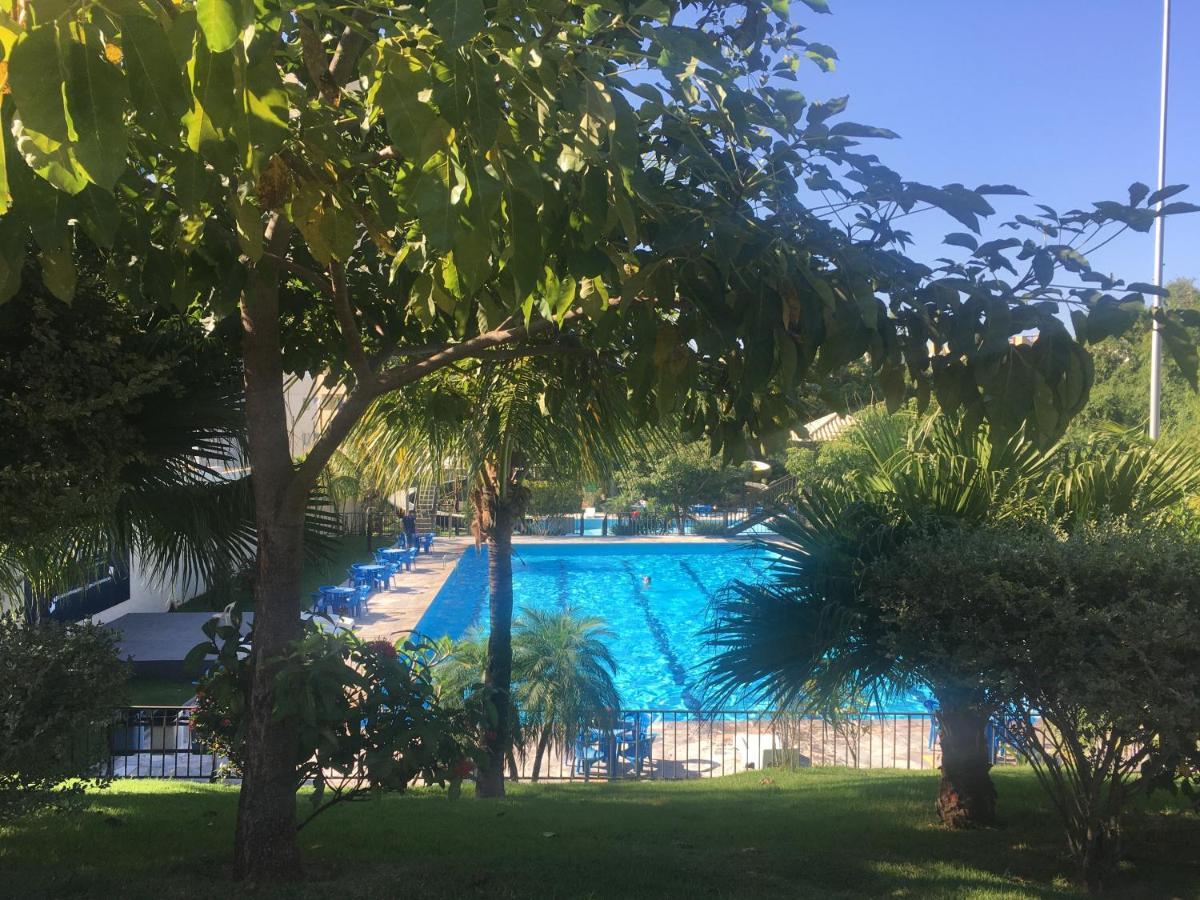 Hotel Golden Dolphin Com Cafe Da Manha! Piscinas 24H 卡达斯诺瓦斯 外观 照片